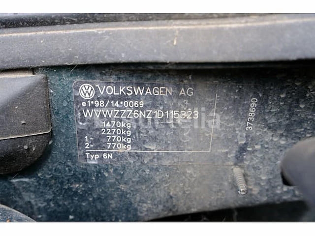 Auto (inbeslagname op straat) volkswagen polo (vin: wvwzzz6nz1d115323) - afbeelding 17 van  24