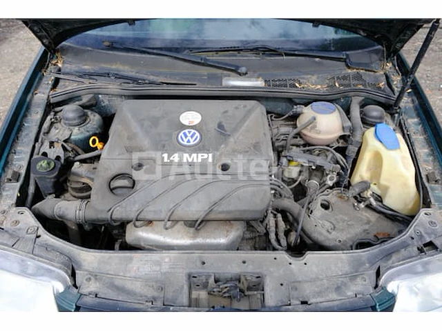 Auto (inbeslagname op straat) volkswagen polo (vin: wvwzzz6nz1d115323) - afbeelding 19 van  24