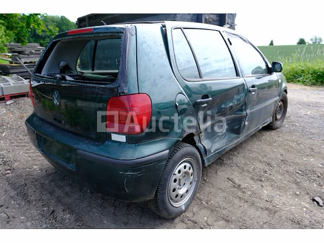 Auto (inbeslagname op straat) volkswagen polo (vin: wvwzzz6nz1d115323) - afbeelding 22 van  24