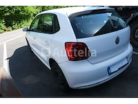 Auto (inbeslagname op straat) volkswagen polo - afbeelding 2 van  54