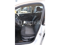 Auto (inbeslagname op straat) volkswagen polo - afbeelding 3 van  54