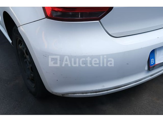 Auto (inbeslagname op straat) volkswagen polo - afbeelding 18 van  54