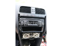 Auto (inbeslagname op straat) volkswagen polo - afbeelding 12 van  54