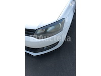 Auto (inbeslagname op straat) volkswagen polo - afbeelding 30 van  54