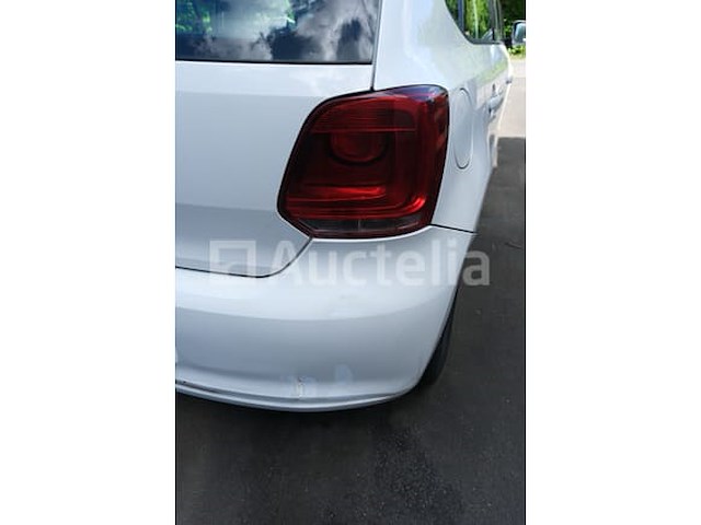 Auto (inbeslagname op straat) volkswagen polo - afbeelding 31 van  54