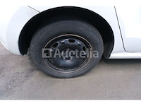 Auto (inbeslagname op straat) volkswagen polo - afbeelding 36 van  54