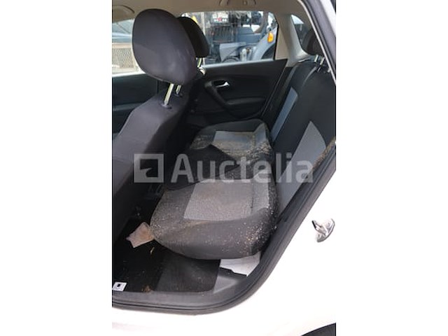 Auto (inbeslagname op straat) volkswagen polo - afbeelding 52 van  54