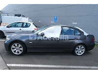 Auto (inval op straat) bmw 318i - afbeelding 8 van  65
