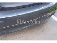Auto (inval op straat) bmw 318i - afbeelding 16 van  65