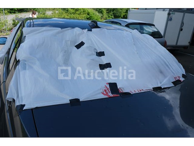 Auto (inval op straat) bmw 318i - afbeelding 20 van  65