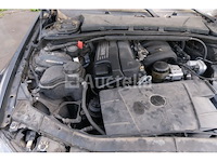 Auto (inval op straat) bmw 318i - afbeelding 38 van  65