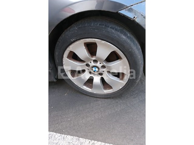 Auto (inval op straat) bmw 318i - afbeelding 53 van  65