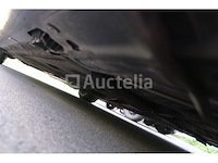Auto (inval op straat) bmw 318i - afbeelding 57 van  65