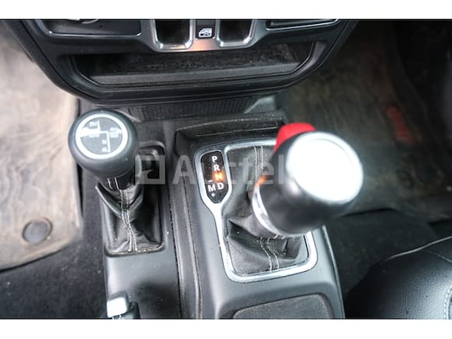 Auto jeep gladiator (2021-134,447 km-vin: 1c6jjtfm4ml531551) - afbeelding 13 van  76