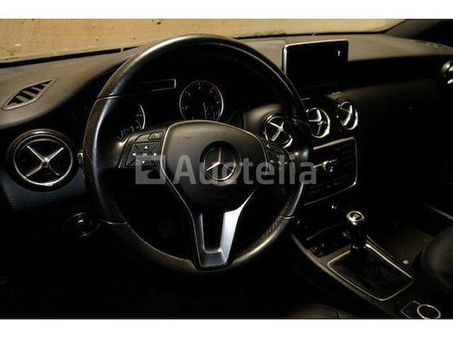 Auto mercedes-benz a 180 cdi (2013-135,854 km-vin:wdd1760121j137508) - afbeelding 19 van  36