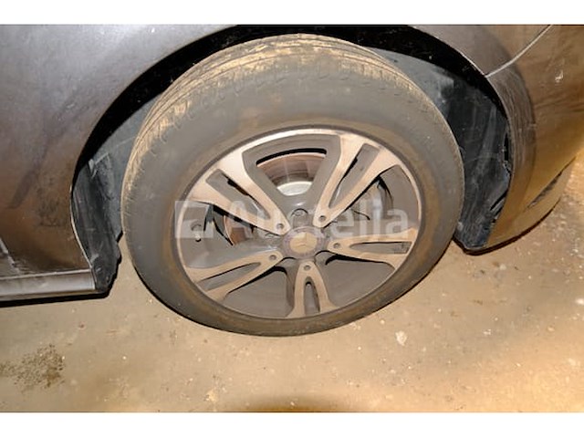 Auto mercedes-benz a 180 cdi (2013-135,854 km-vin:wdd1760121j137508) - afbeelding 20 van  36