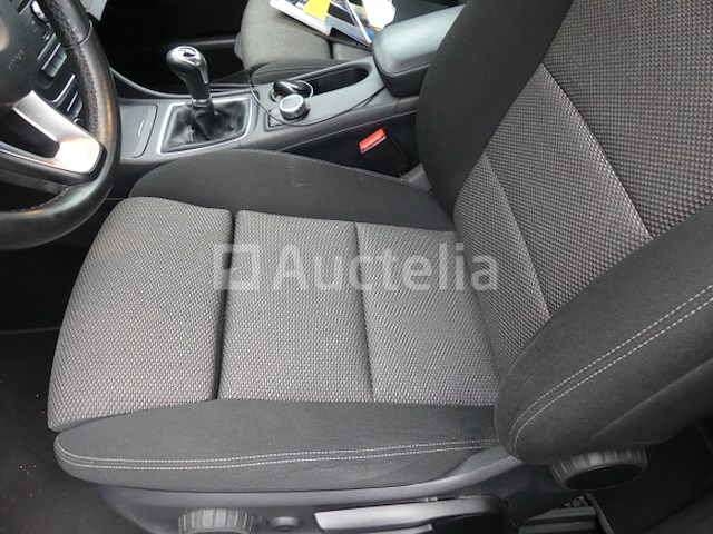 Auto mercedes-benz gla (2016-238,129 km) - afbeelding 2 van  28