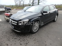 Auto mercedes-benz gla (2016-238,129 km)