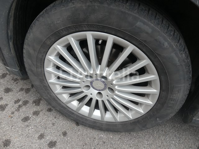 Auto mercedes-benz gla (2016-238,129 km) - afbeelding 18 van  28