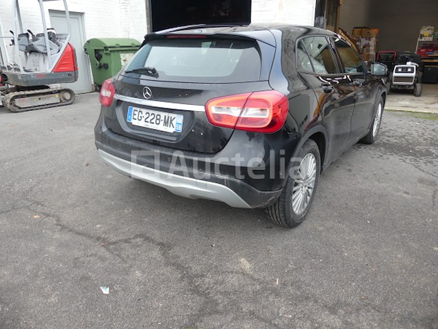 Auto mercedes-benz gla (2016-238,129 km) - afbeelding 26 van  28
