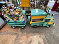 Auto met orgel orgel - afbeelding 1 van  10