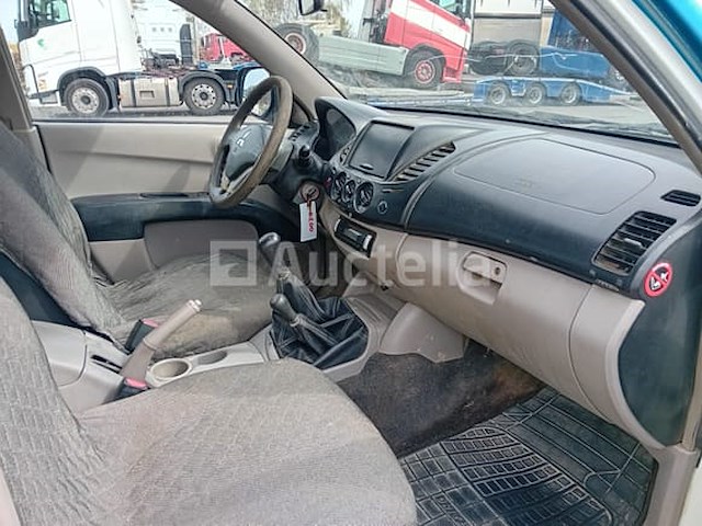 Auto mitsubishi l200 (2007-328,492 km) - afbeelding 10 van  10