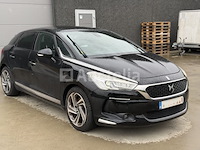 Auto, motorfiets, aanhanger