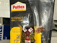 Auto onderdelen in rek - afbeelding 2 van  10