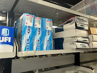 Auto onderdelen in rek - afbeelding 5 van  10