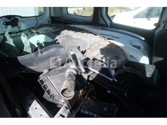 Auto (ongeluk - voor onderdelen) renault kangoo (2012-vin:vf1kw25b546979193) - afbeelding 37 van  58