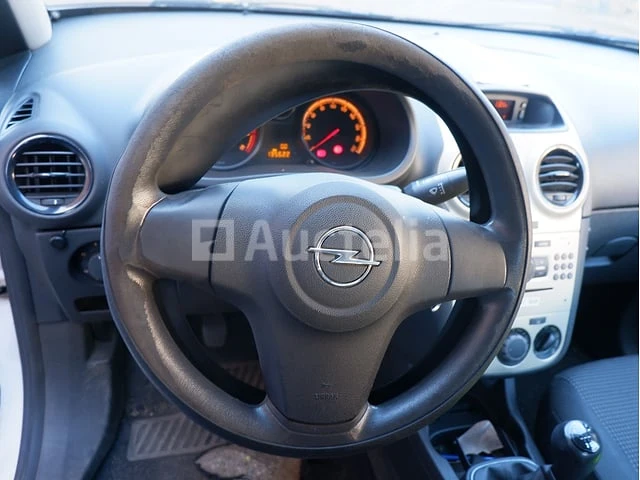 Auto opel corsa (2009-135,622 km) - afbeelding 5 van  60