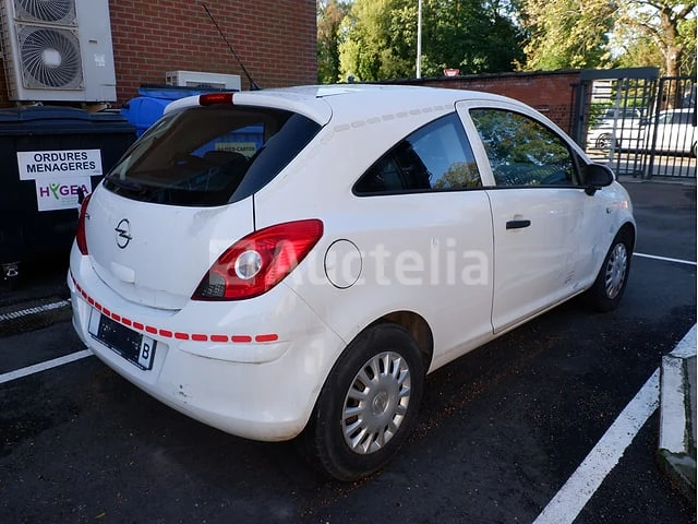 Auto opel corsa (2009-135,622 km) - afbeelding 34 van  60