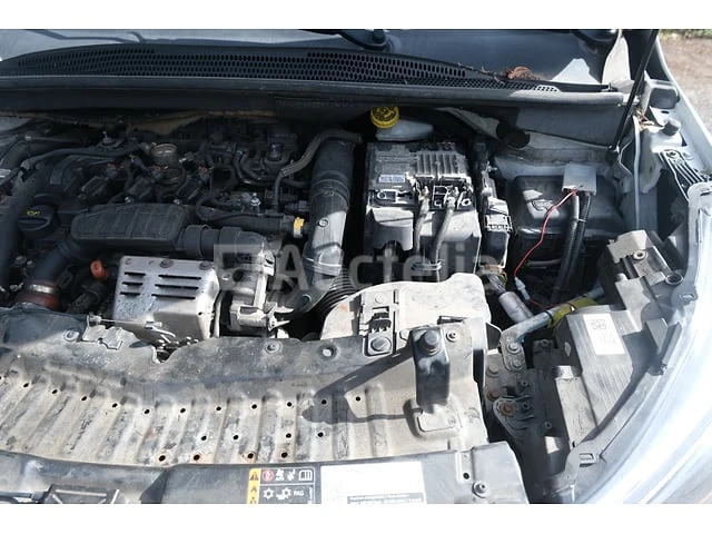 Auto opel crossland x (2018-115,612 km)(vin:w0v7h9ed0j4156014) - afbeelding 31 van  64
