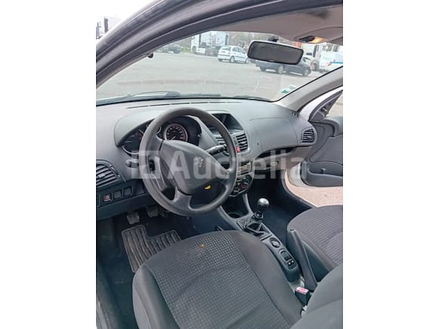 Auto peugeot 206+ 1.4 hdi (2009-vin:vf32u8hza9y111736) - afbeelding 1 van  10