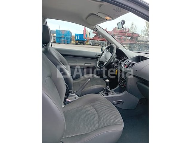 Auto peugeot 206+ 1.4 hdi (2009-vin:vf32u8hza9y111736) - afbeelding 3 van  10