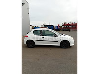 Auto peugeot 206+ 1.4 hdi (2009-vin:vf32u8hza9y111736) - afbeelding 5 van  10