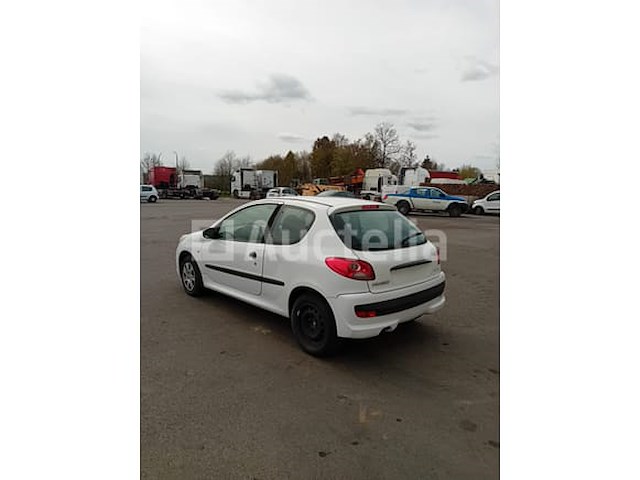 Auto peugeot 206+ 1.4 hdi (2009-vin:vf32u8hza9y111736) - afbeelding 8 van  10