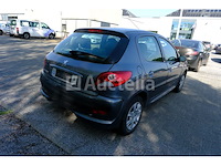 Auto peugeot 206+ (2010-67,458 km)(vin:vf32mkfwa9y147422) - afbeelding 30 van  42