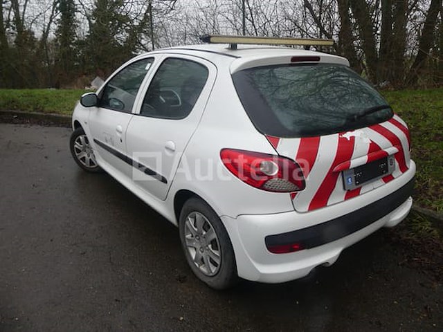 Auto peugeot 206+ (2010-93,338 km-vin:vf32mhfxa9y166539) - afbeelding 18 van  30