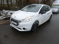 Auto peugeot 208 (2013-77,781 km-vin:vf3cazmz0ct145747) - afbeelding 11 van  24