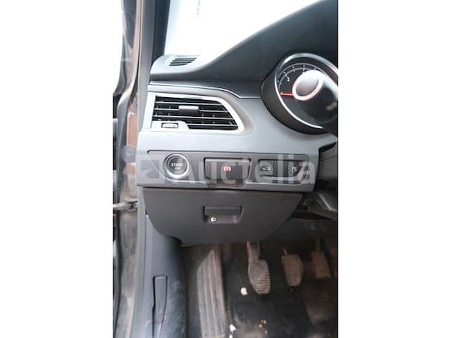 Auto peugeot 508 sw (2012-269,799 km-vin:vf38erhr8cl070627) - afbeelding 36 van  52