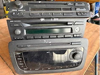 Auto radio - part (3x) - afbeelding 1 van  5