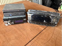 Auto radio diversen - part (5x) - afbeelding 4 van  6