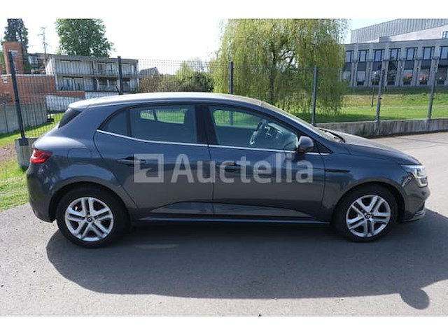 Auto renault mégane (2017-45,424 km-vin:vf1rfb00557557890) - afbeelding 5 van  44
