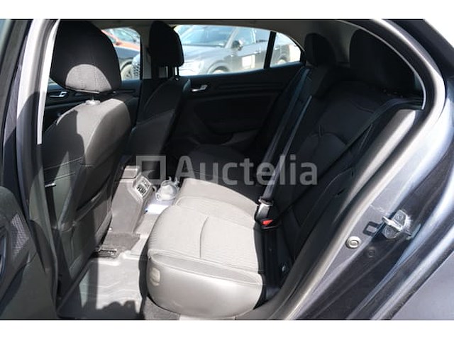 Auto renault mégane (2017-45,424 km-vin:vf1rfb00557557890) - afbeelding 17 van  44