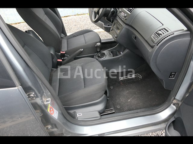 Auto skoda roomster (2012-110.147 km-vin:tmbnl65joc7035280) - afbeelding 4 van  47