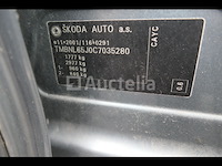 Auto skoda roomster (2012-110.147 km-vin:tmbnl65joc7035280) - afbeelding 26 van  47