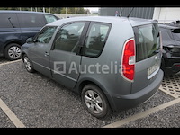 Auto skoda roomster (2012-110.147 km-vin:tmbnl65joc7035280) - afbeelding 34 van  47