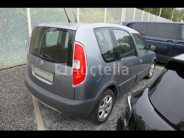 Auto skoda roomster (2012-110.147 km-vin:tmbnl65joc7035280) - afbeelding 45 van  47