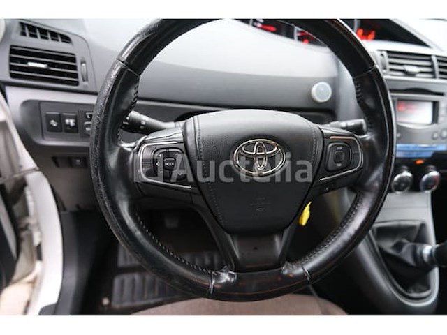 Auto toyota verso (2017-151,760 km-vin:nmtde26r70r058364) - afbeelding 2 van  55